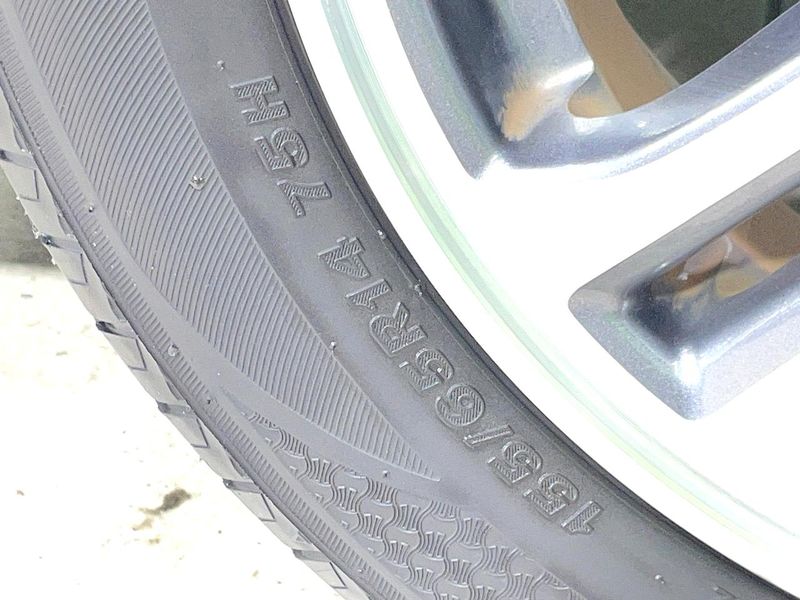 2015 Honda N-BOX CUSTOM DBA-JF1 (UW-6a9793ac74d31)[9]