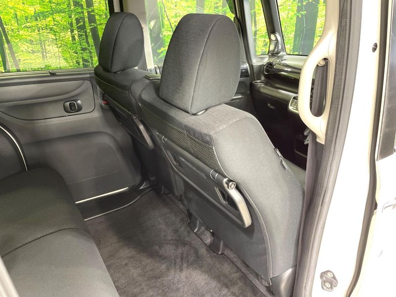 2015 Honda N-BOX CUSTOM DBA-JF1 (UW-6a9793ac74d31)[29]