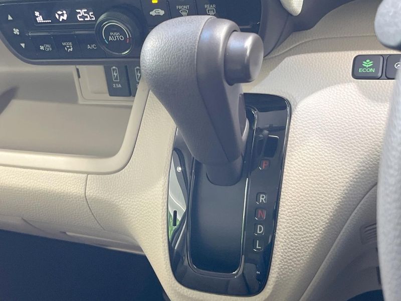 2019 Honda N-BOX DBA-JF3 (UW-6a9793bc31344)[26]