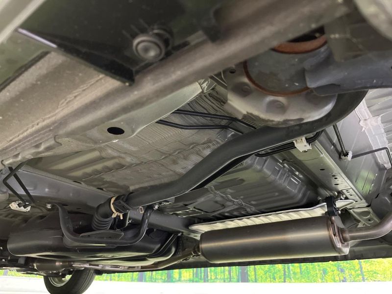 2023 Honda N-BOX CUSTOM 6BA-JF3 (UW-6a9793d56bf2c)[5]
