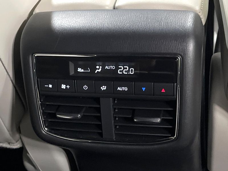2022 Mazda CX-8 3da-kg2p (UW-6a9794178ba2e)[25]