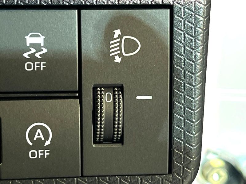2026 Daihatsu Tanto 5BA-LA650S (UW-6a97945c8a315)[11]