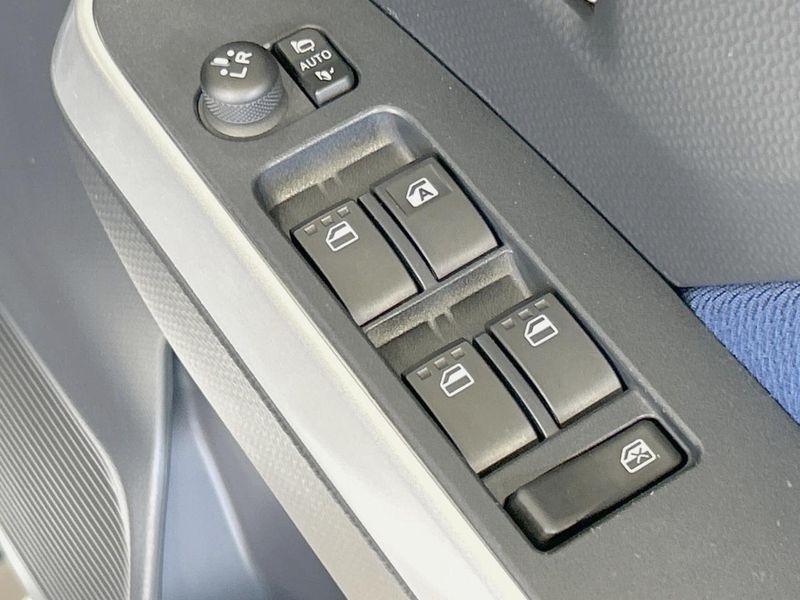 2019 Toyota TANK DBA-M900A (UW-6a9794897db9a)[23]