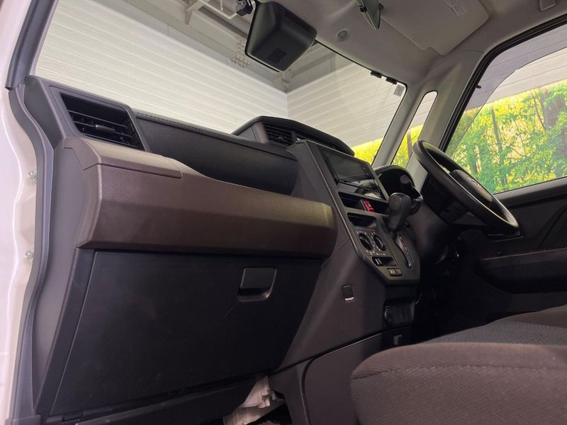 2021 Toyota Roomy 5BA-M900A (UW-6a97948d87379)[18]