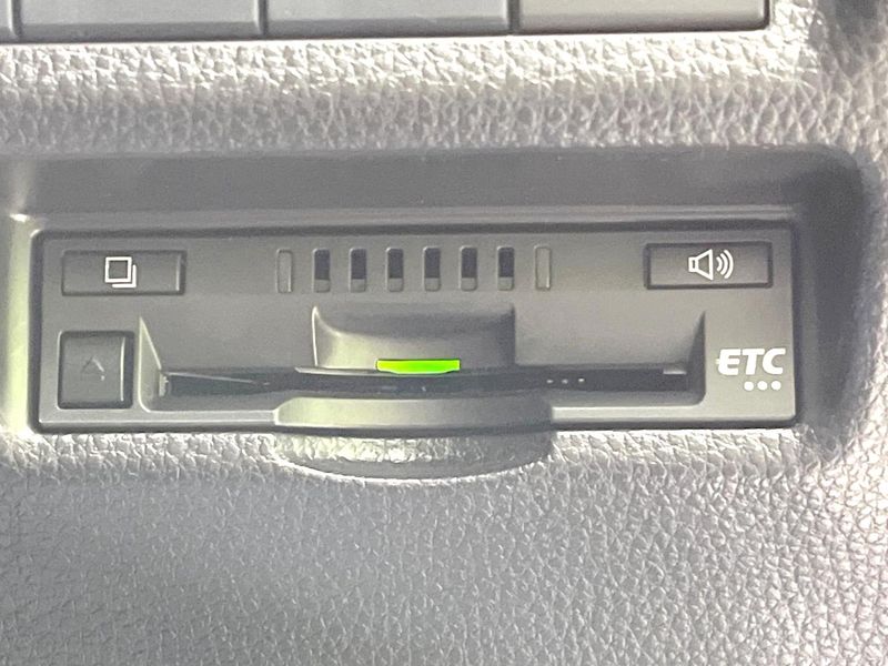 2020 Toyota RAV4 6BA-MXAA54 (UW-6a97950ca4d00)[26]