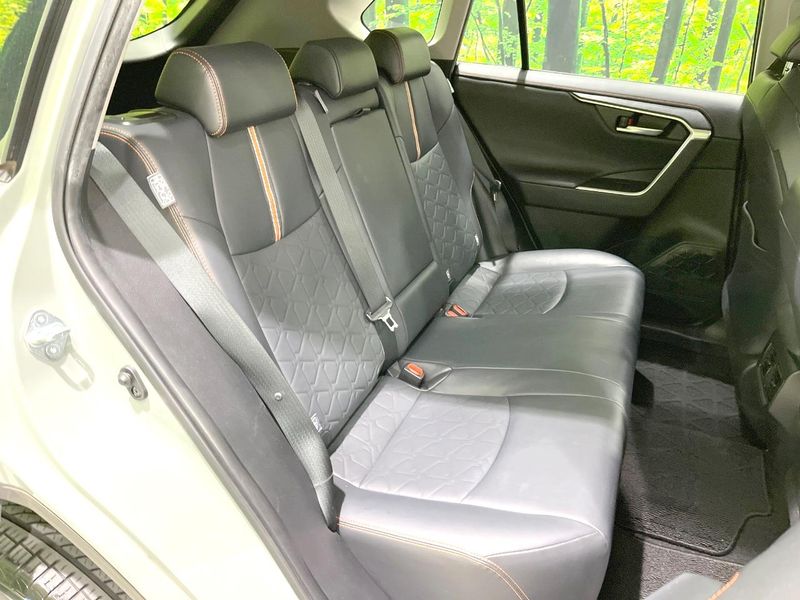 2020 Toyota RAV4 6BA-MXAA54 (UW-6a97950ca4d00)[19]