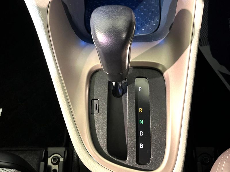 2021 Toyota Yaris 5BA-MXPA10 (UW-6a97951ab7479)[15]