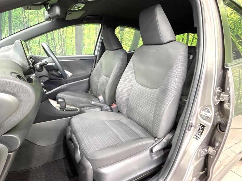 2023 Toyota Yaris 6AA-MXPH10 (UW-6a97952091baa)[18]