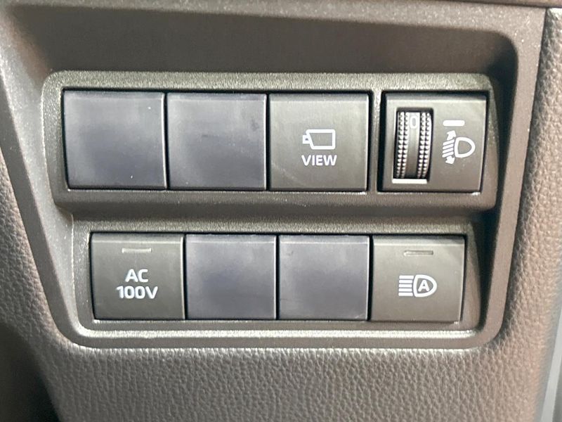 2021 Toyota Yaris Cross 6AA-MXPJ10 (UW-6a97952570e33)[27]