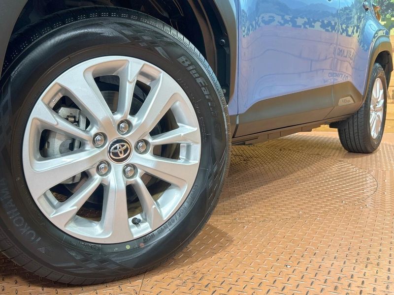 2021 Toyota Yaris Cross 6AA-MXPJ10 (UW-6a97952570e33)[6]
