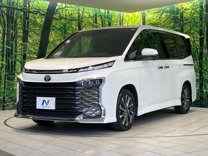 2022 Toyota Voxy 6BA-MZRA90W (UW-6a97955eae931)[12]