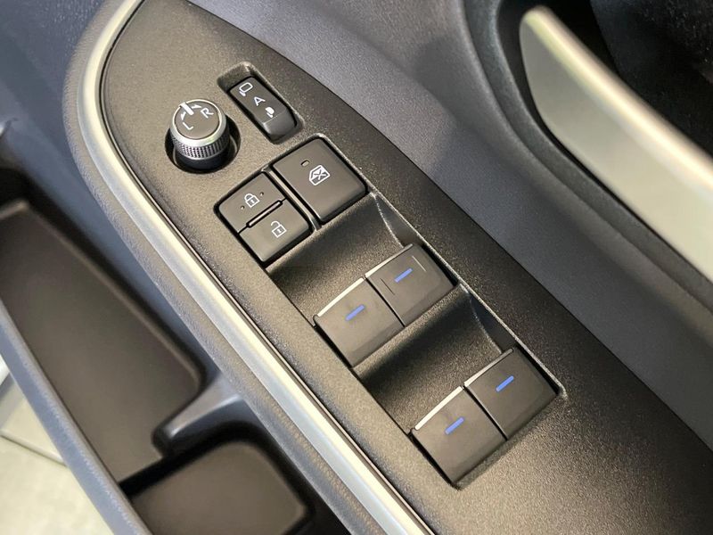 2023 Toyota Voxy 6BA-MZRA90W (UW-6a97955f0fae5)[25]