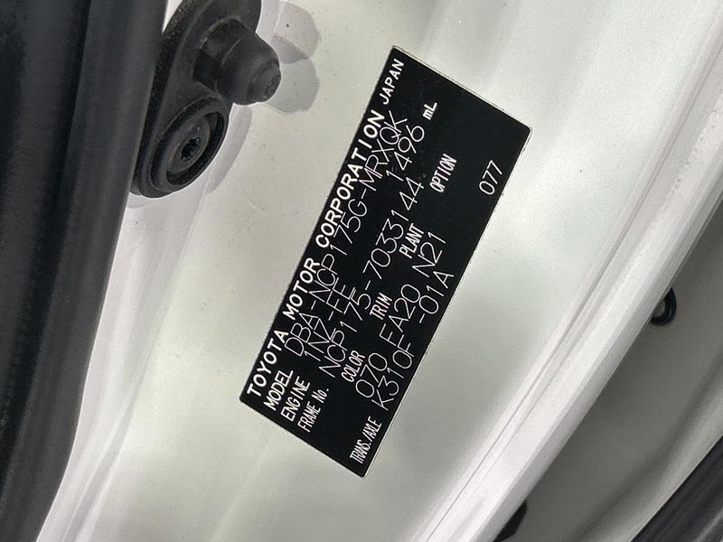 2019 Toyota Sienta DBA-NCP175G (UW-6a97956810847)[1]
