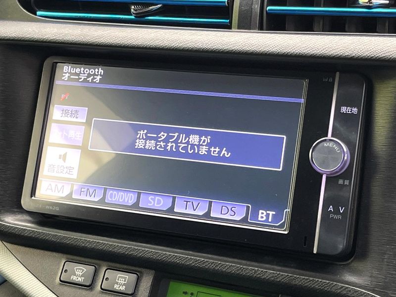 2013 Toyota Aqua DAA-NHP10 (UW-6a97956eb6dc1)[16]