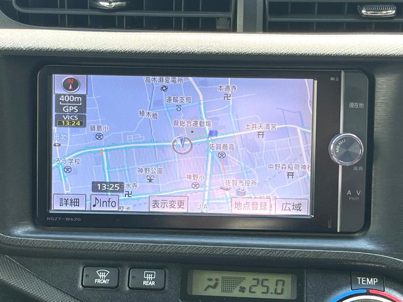 2014 Toyota Aqua DAA-NHP10 (UW-6a979570c0e6a)[29]