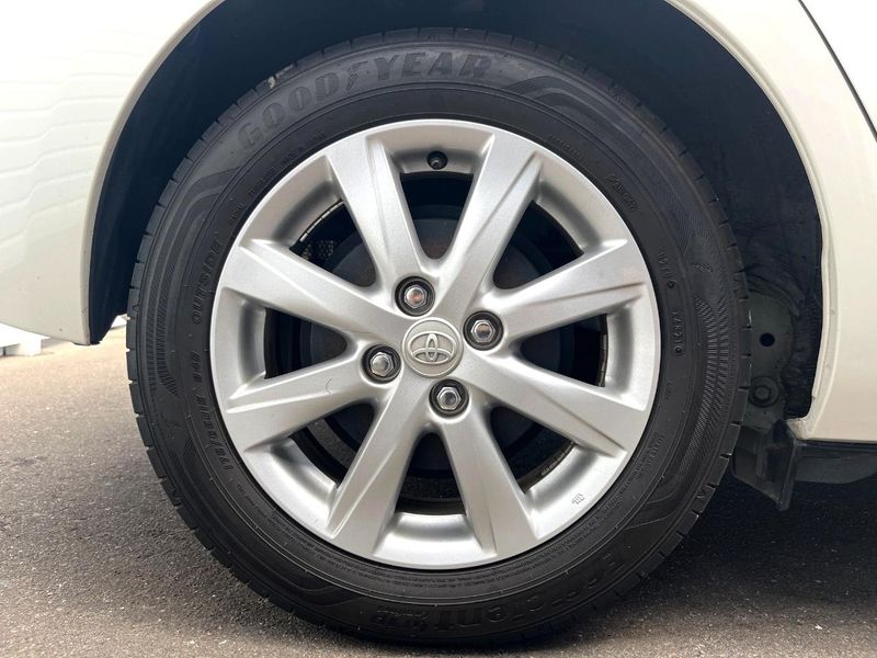 2014 Toyota Aqua DAA-NHP10 (UW-6a979570c0e6a)[6]