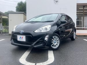 2015 Toyota Aqua DAA-NHP10