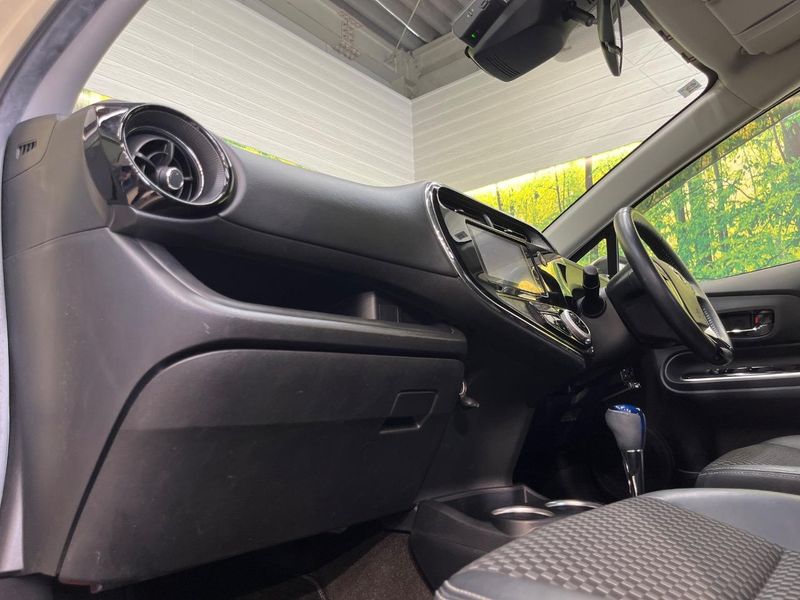 2018 Toyota Aqua DAA-NHP10H (UW-6a97957b55b96)[17]
