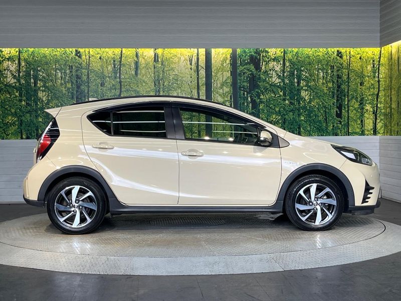 2018 Toyota Aqua DAA-NHP10H (UW-6a97957b55b96)[23]