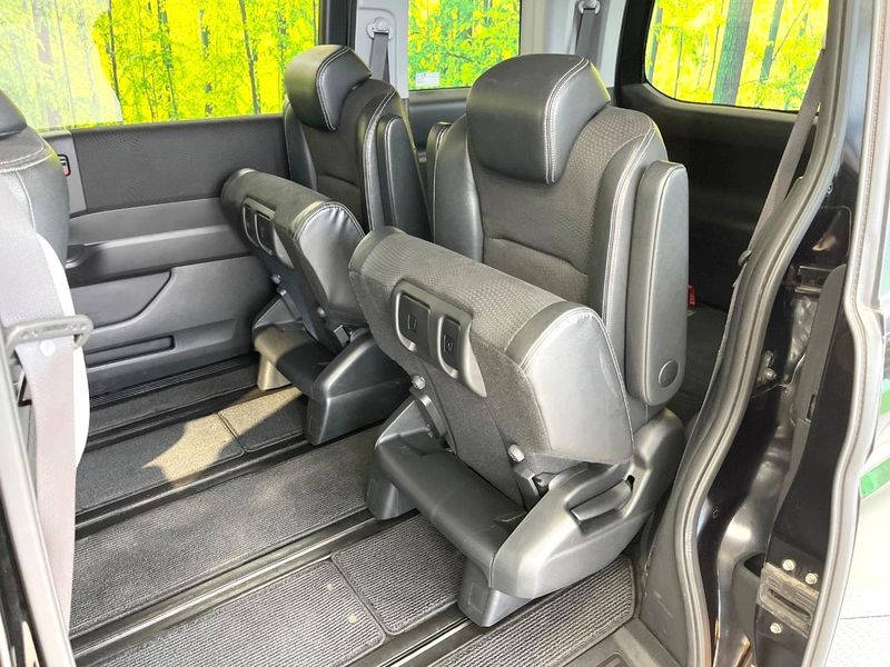 2013 Honda Stepwgn Spada DBA-RK5 (UW-6a97959eb5421)[21]