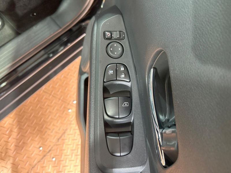 2022 Nissan Kicks 6AA-RP15 (UW-6a9795a0444a6)[23]