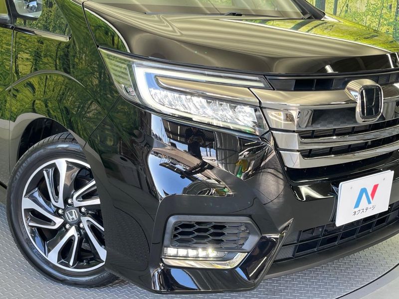 2017 Honda Stepwgn Spada DBA-RP3 (UW-6a9795a101fd1)[17]