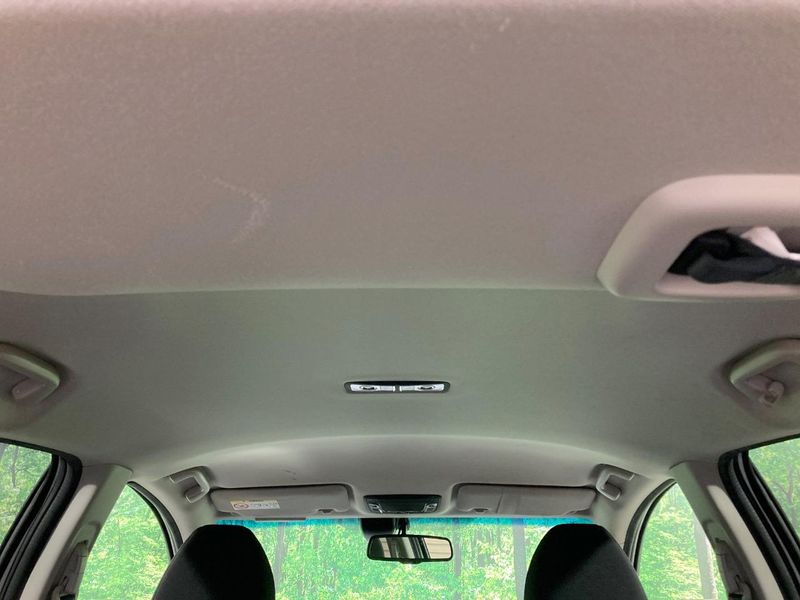 2017 Honda Vezel DAA-RU3 (UW-6a9795ad40971)[15]