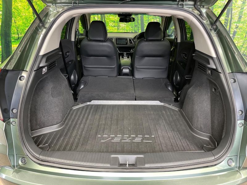 2018 Honda Vezel DAA-RU3 (UW-6a9795aebf0c8)[27]
