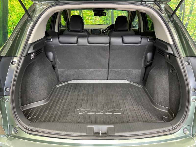 2018 Honda Vezel DAA-RU3 (UW-6a9795aebf0c8)[26]