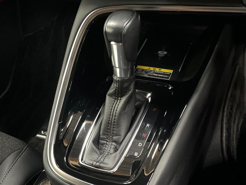 2022 Honda Vezel 6AA-RV5 (UW-6a9795b51b603)[7]