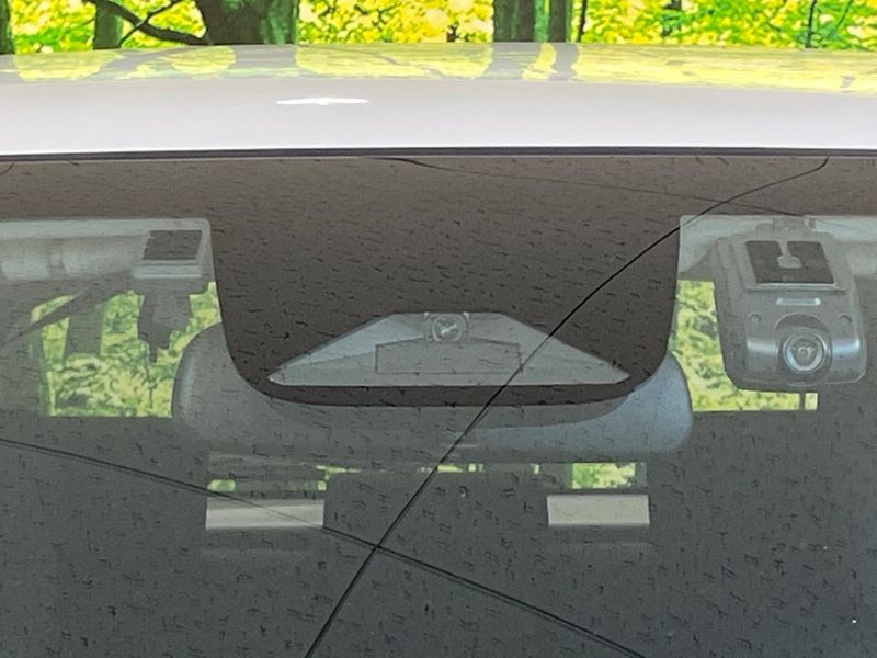 2023 Honda Vezel 6AA-RV5 (UW-6a9795b76f648)[22]