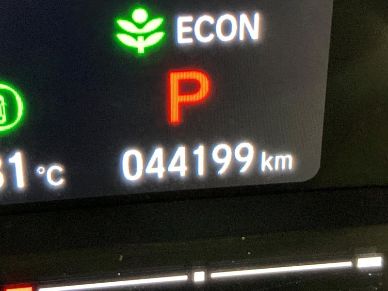 2024 Honda Vezel 6AA-RV5 (UW-6a9795b9c8ba2)[2]