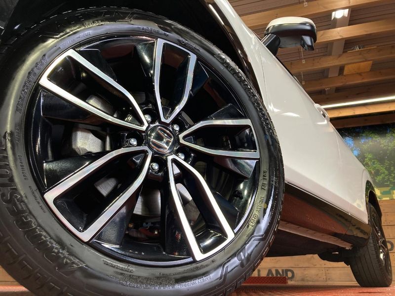 2024 Honda Vezel 6AA-RV5 (UW-6a9795b9c8ba2)[9]
