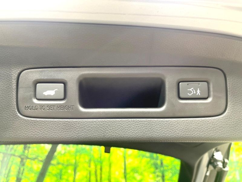 2024 Honda Vezel 6AA-RV5 (UW-6a9795bb473b6)[28]