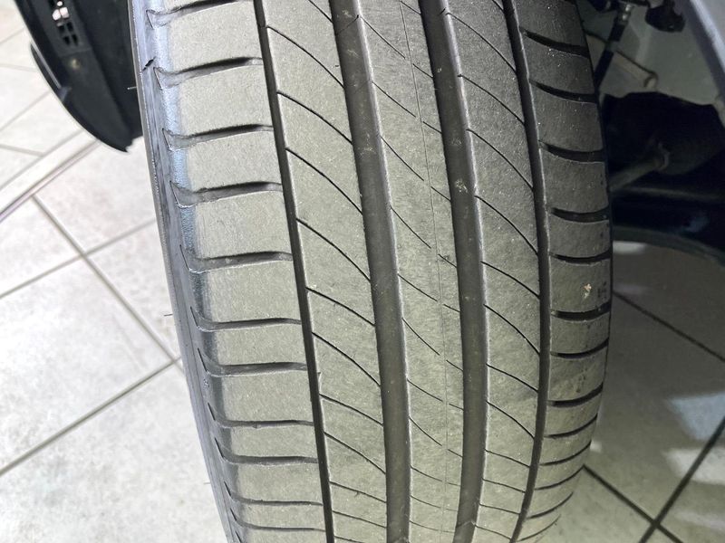 2024 Honda Vezel 6AA-RV6 (UW-6a9795bf49abd)[6]