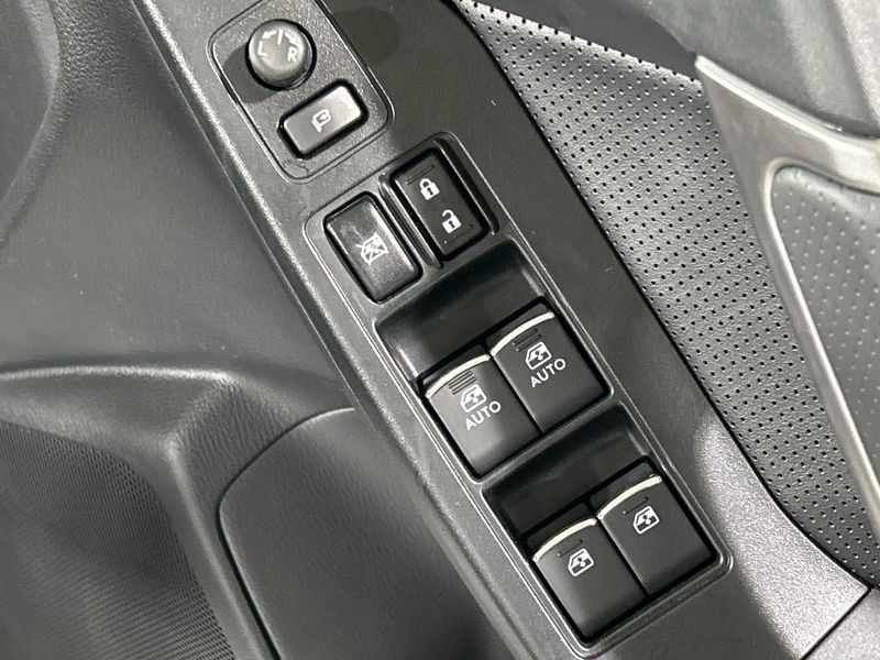 2016 Subaru Forester DBA-SJ5 (UW-6a9795d08ad69)[20]