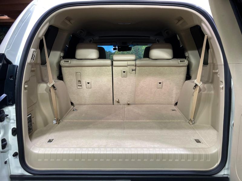 2023 Toyota Land Cruiser Prado 3BA-TRJ150W (UW-6a9795ec7a07f)[27]