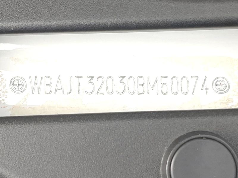 2019 BMW 5 Series ABA-JT20 (UW-6a9796103f633)[1]