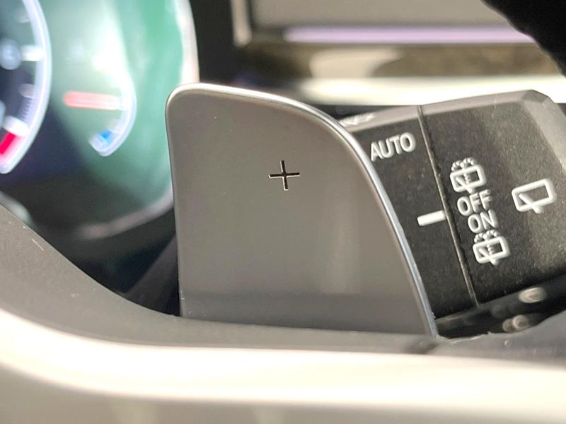 2019 BMW 5 Series ABA-JT20 (UW-6a9796103f633)[28]