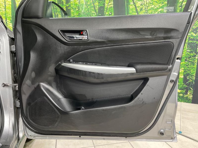 2017 Suzuki Swift DBA-ZC83S (UW-6a97962b90dbe)[16]