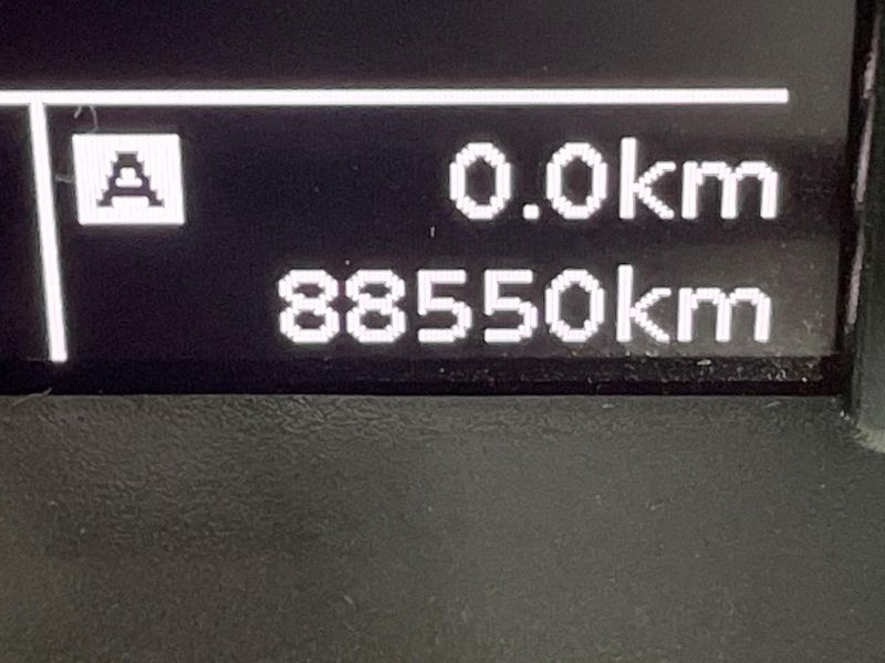 2017 Suzuki Swift DBA-ZC83S (UW-6a97962b90dbe)[2]