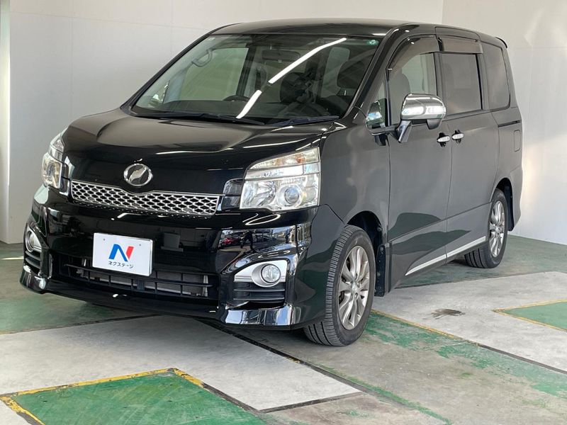2014 Toyota Voxy DBA-ZRR70W (UW-6a9796349f695)[0]
