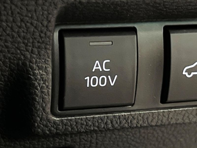 2024 Toyota Corolla Cross 6AA-ZVG13 (UW-6a979655aa72c)[28]