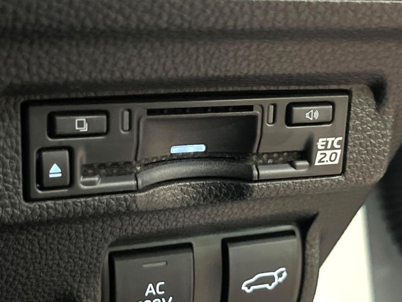 2024 Toyota Corolla Cross 6AA-ZVG13 (UW-6a979655aa72c)[26]