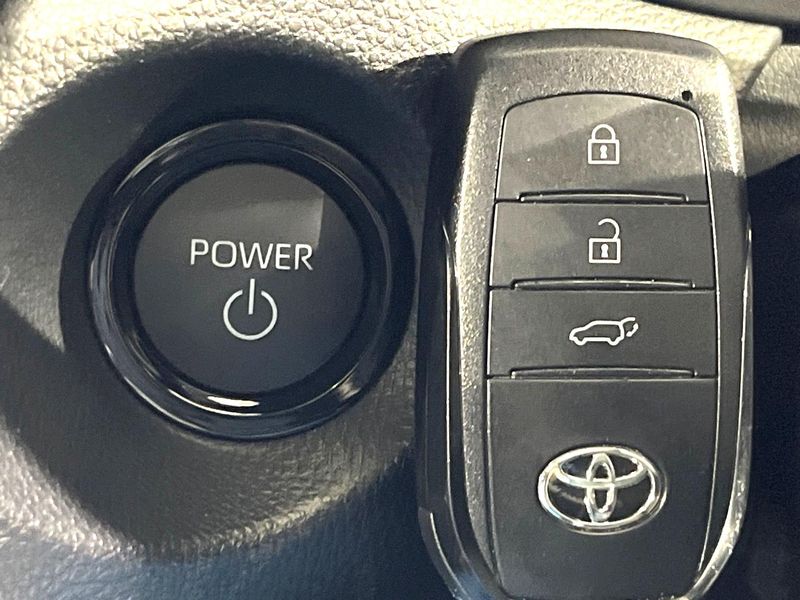 2026 Toyota Corolla Cross 6AA-ZVG13 (UW-6a979658cc016)[21]