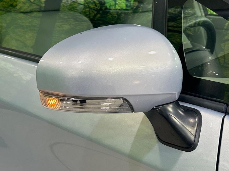 2012 Toyota Prius DAA-ZVW30 (UW-6a97965f515df)[6]