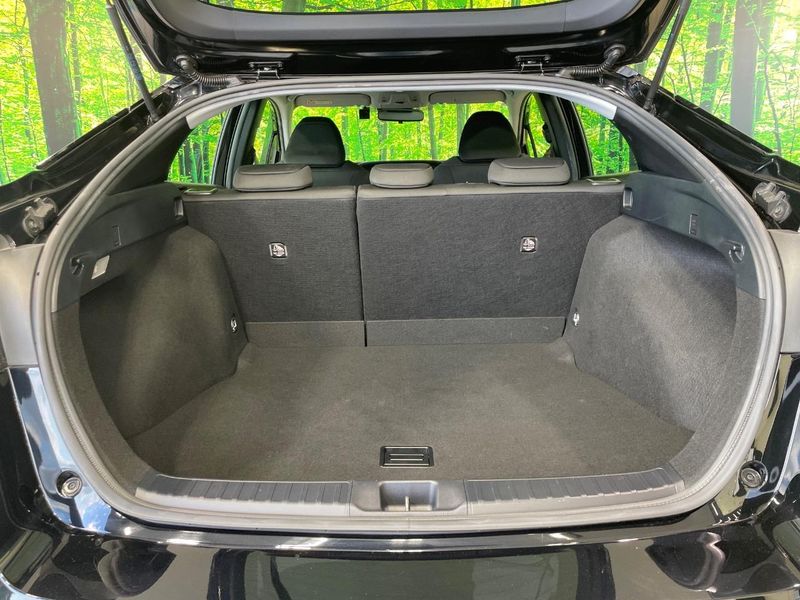 2020 Toyota Prius DAA-ZVW51 (UW-6a97966c62f2a)[16]