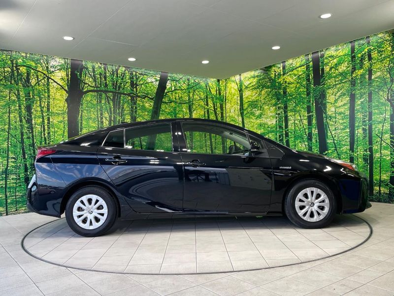 2020 Toyota Prius DAA-ZVW51 (UW-6a97966c62f2a)[26]