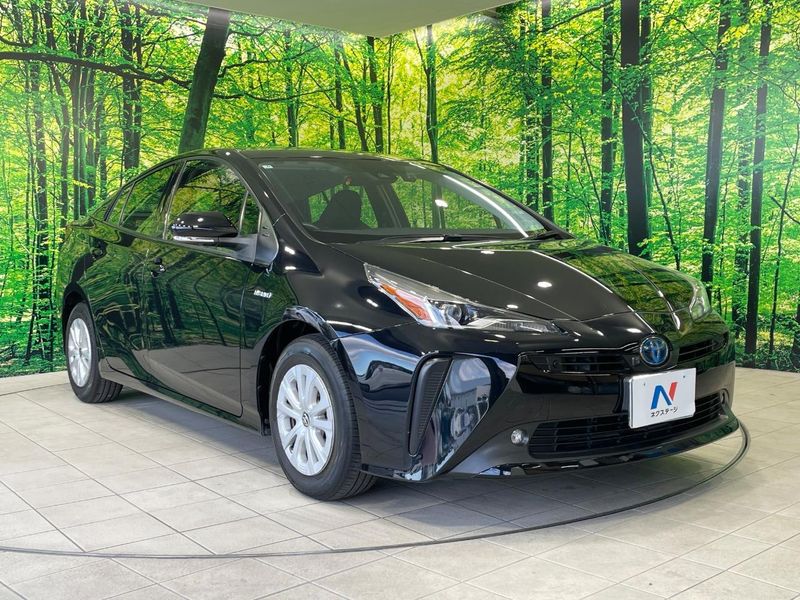 2020 Toyota Prius DAA-ZVW51 (UW-6a97966c62f2a)[27]