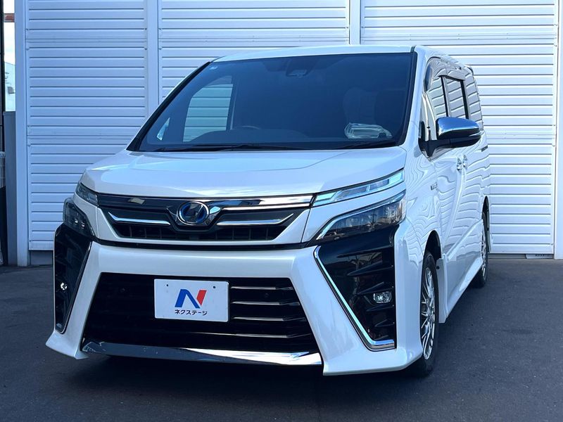2019 Toyota Voxy DAA-ZWR80W (UW-6a97967ddd5a5)[0]
